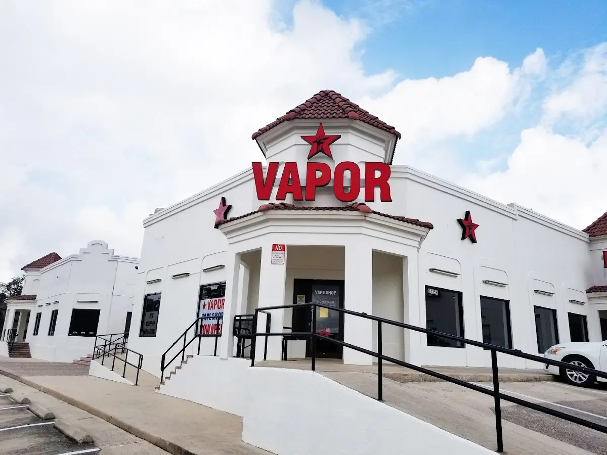 Image of Red Star Vapor & CBD